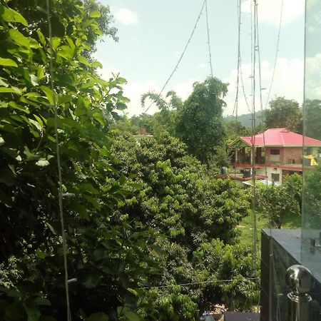 Hotel Sky Bule & Restaurant Khas Nagrota Bagian luar foto