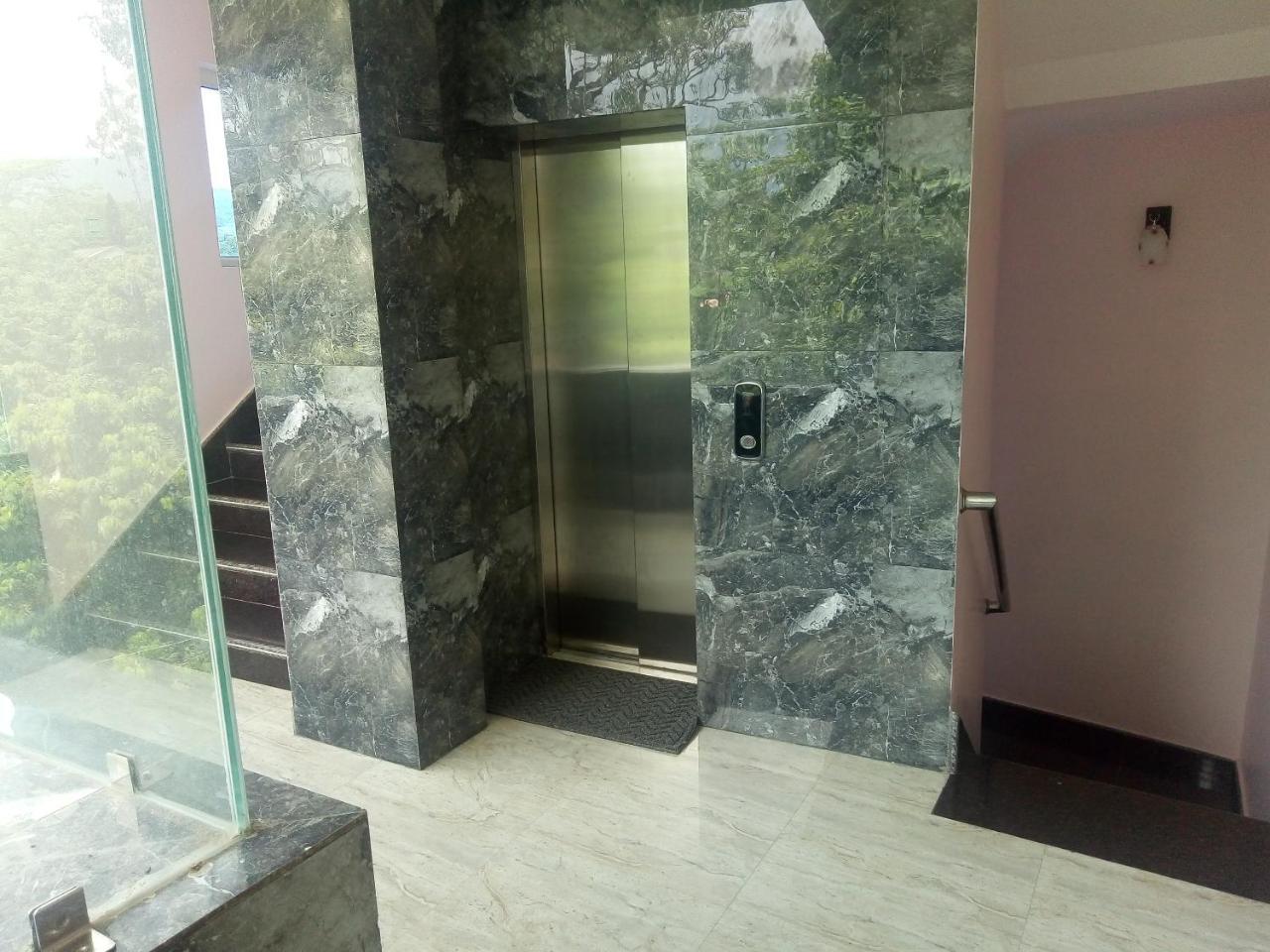 Hotel Sky Bule & Restaurant Khas Nagrota Bagian luar foto